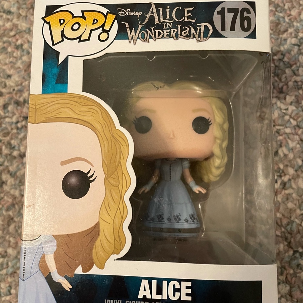 Alice in Wonderland Alice Kingsleigh Funko Pop 176